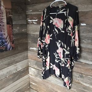 Billabong Floral Kimona